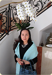 �t�����[�f�U�C�i�[�݂���